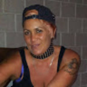 Meet your Posher, Lisa mariee